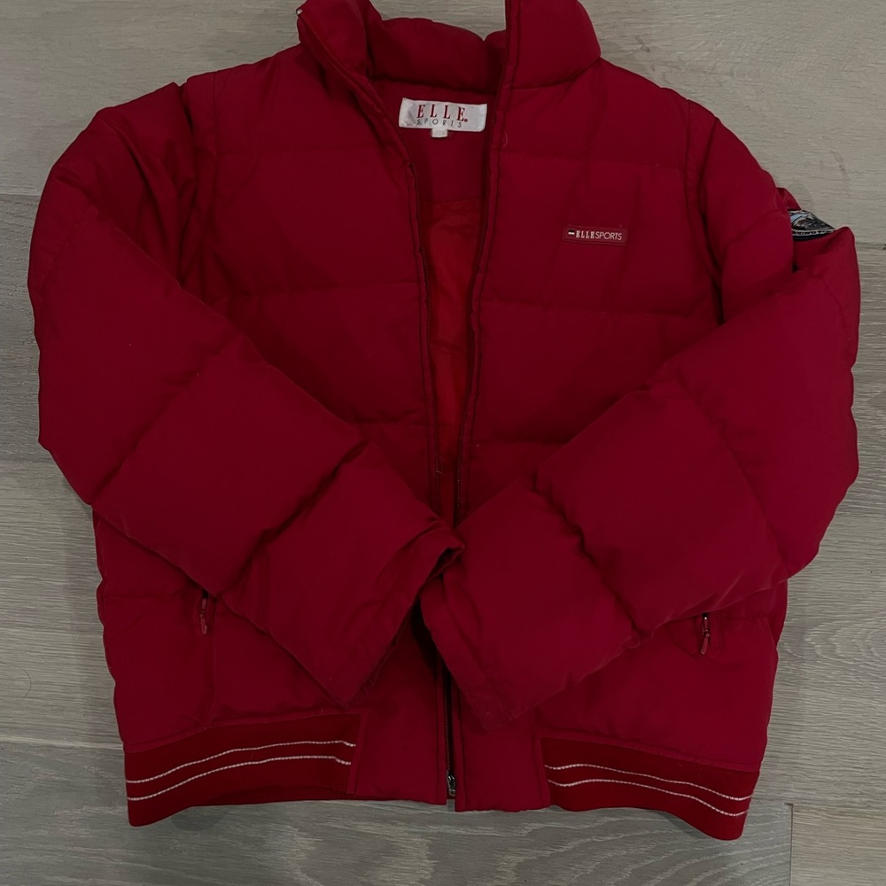 Vintage red puffer/vest with adjustable sleeves | elle sport | women’s s